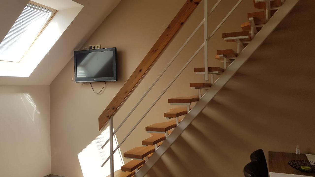 Végvár Delux apartman Gyula Exterior foto